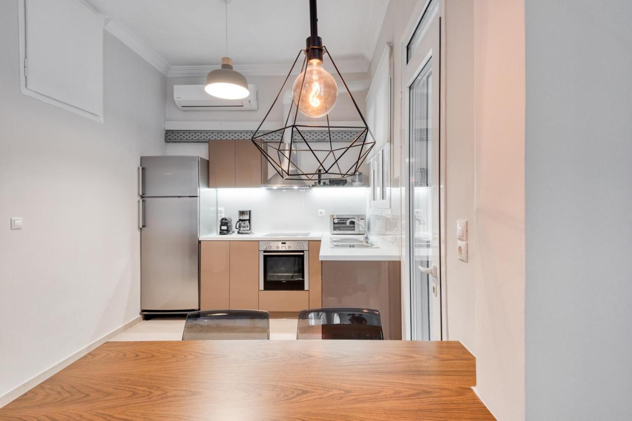 Modern 2-bedroom Apt, 200m From The Acropolis Apartment *