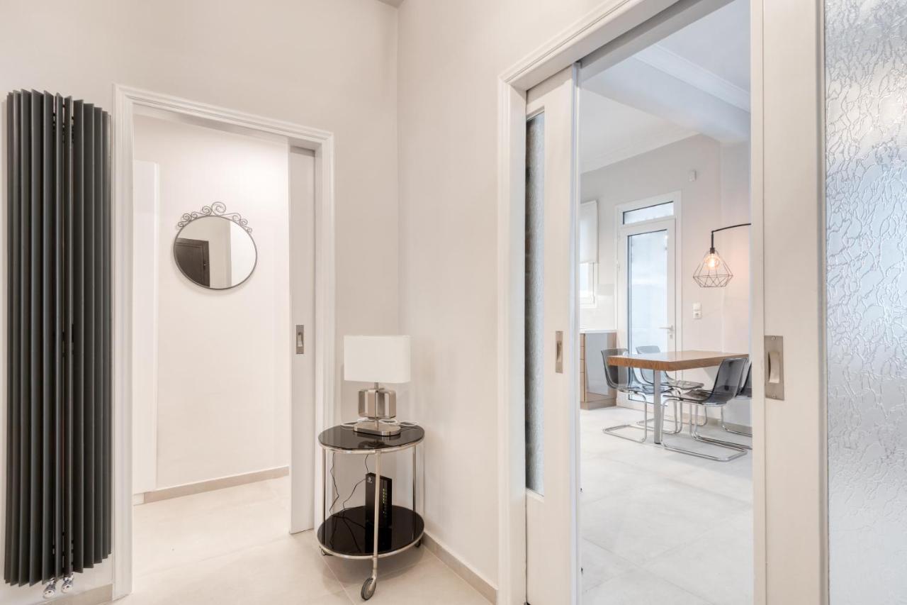 Apartment Modern 2-bedroom Apt, 200m From The Acropolis