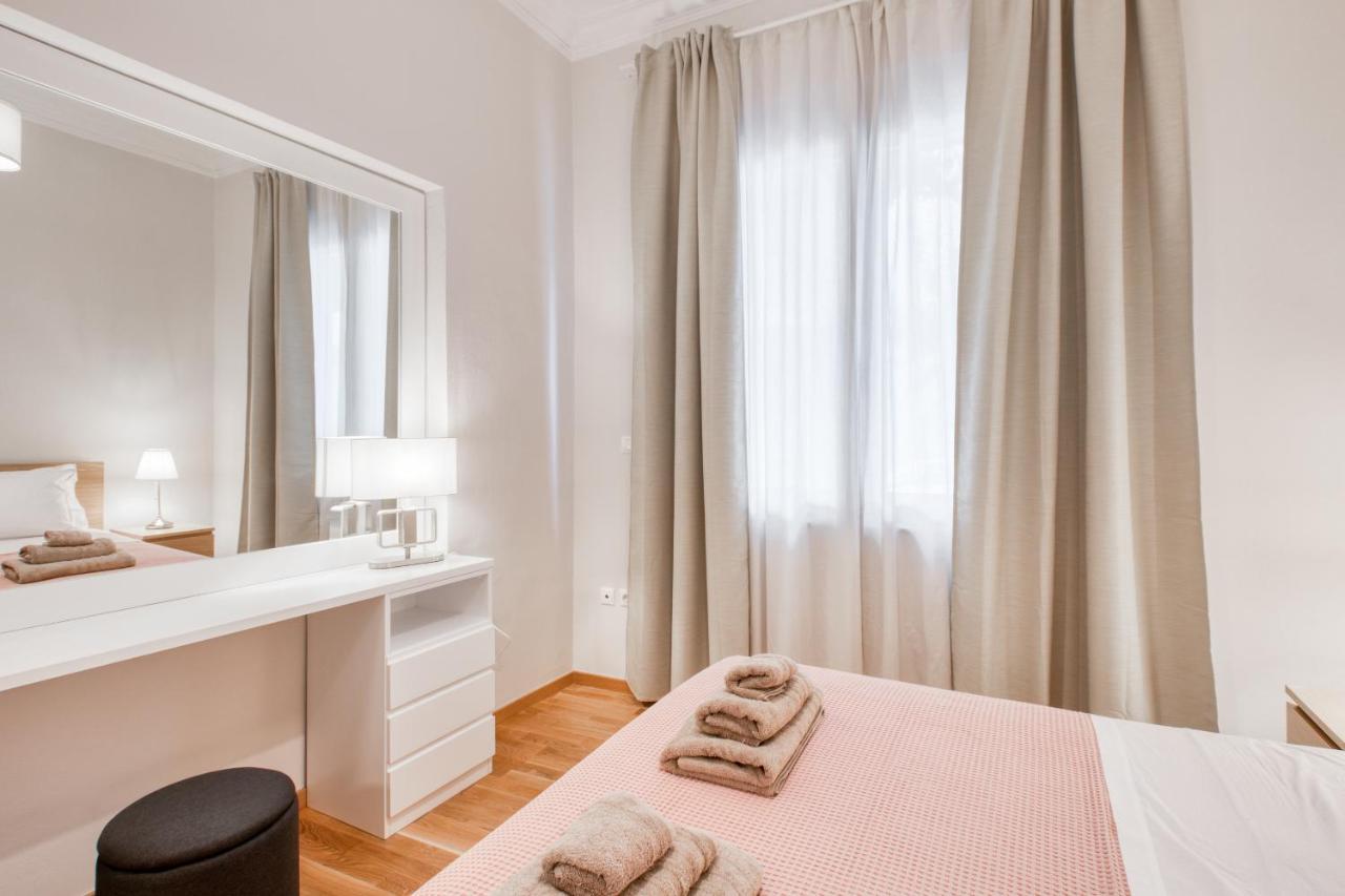 Apartment Modern 2-bedroom Apt, 200m From The Acropolis *