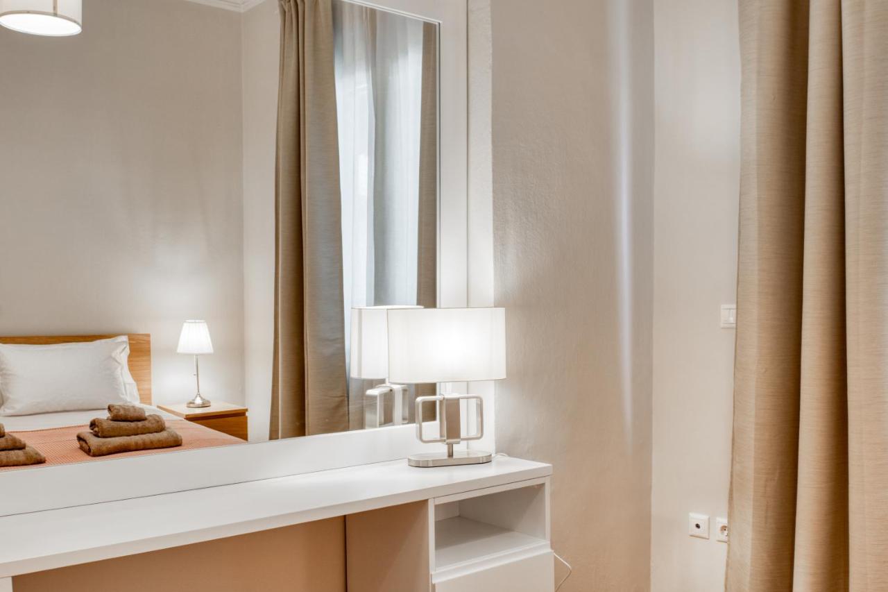 Modern 2-bedroom Apt, 200m From The Acropolis *