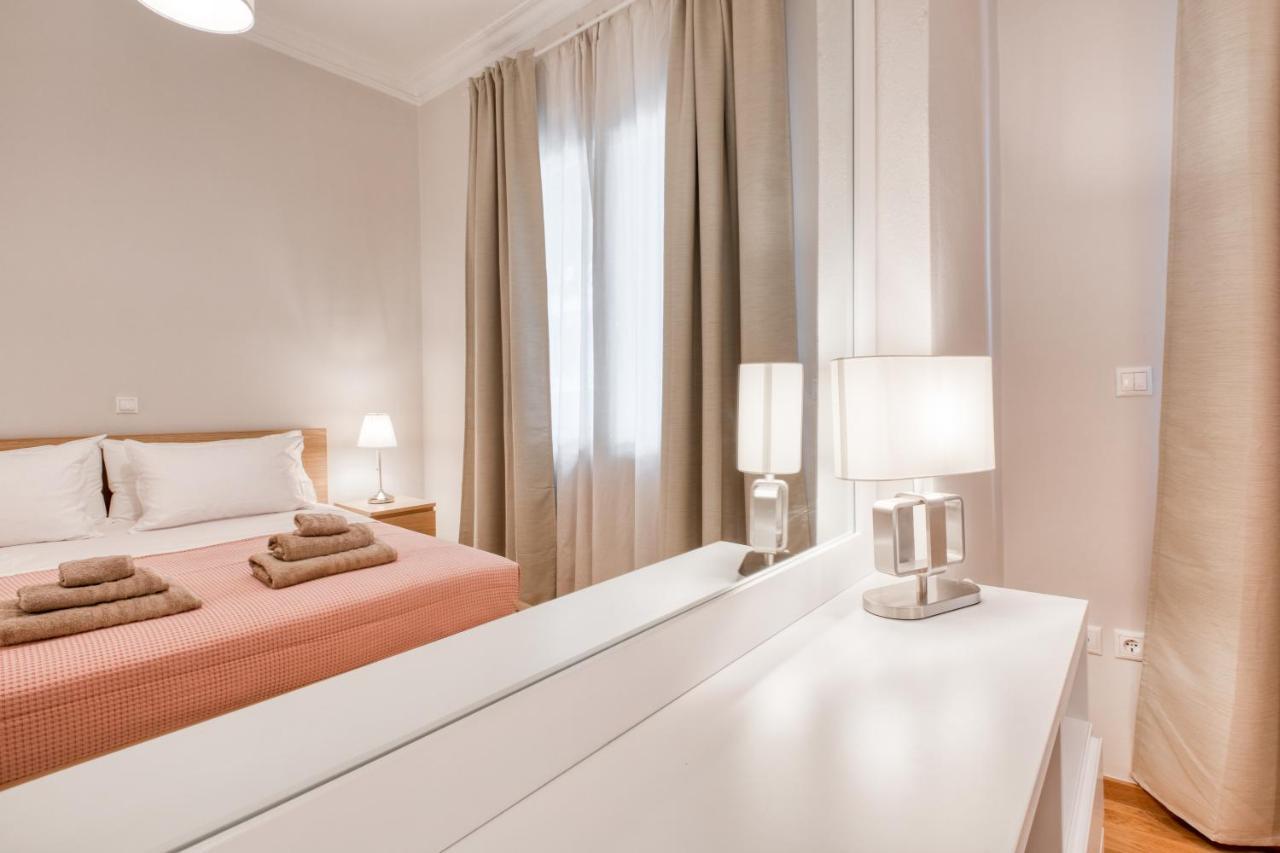 Apartment Modern 2-bedroom Apt, 200m From The Acropolis *